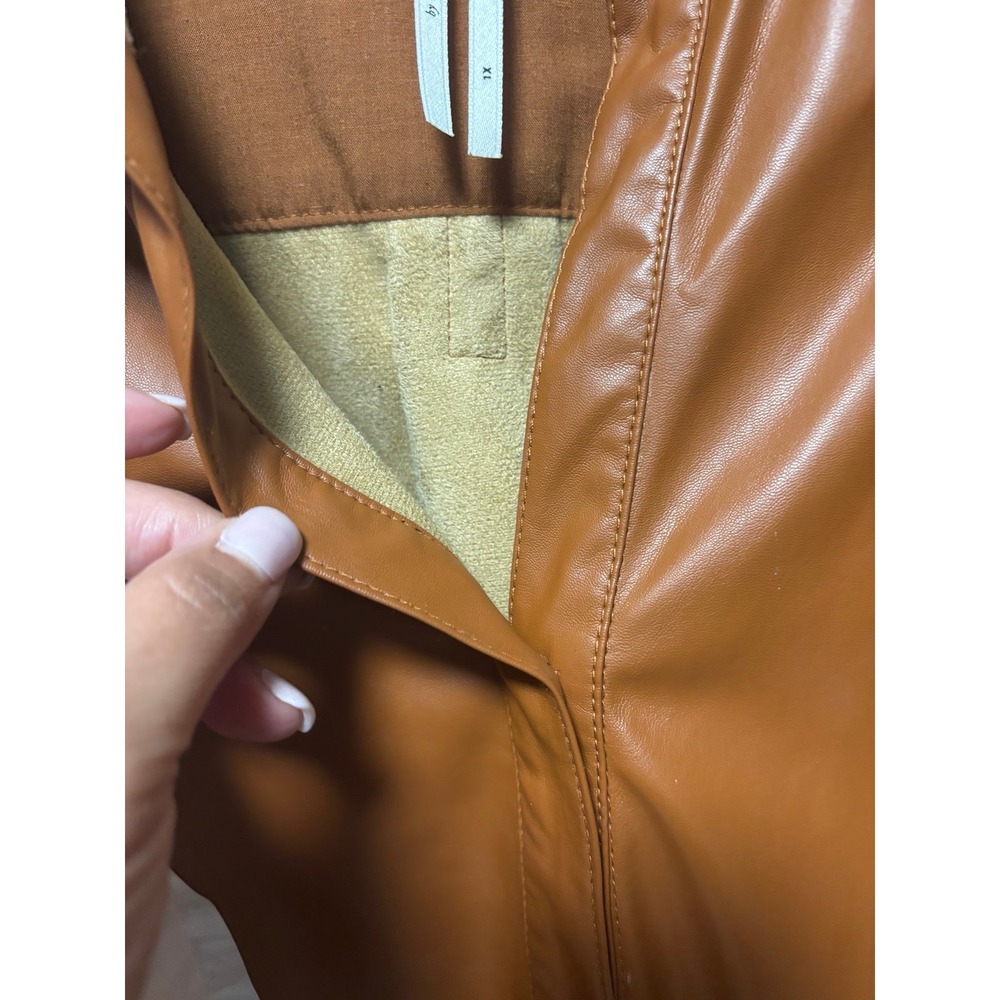 Anthropologie faux leather top‎ size 1x - Picture 5 of 11